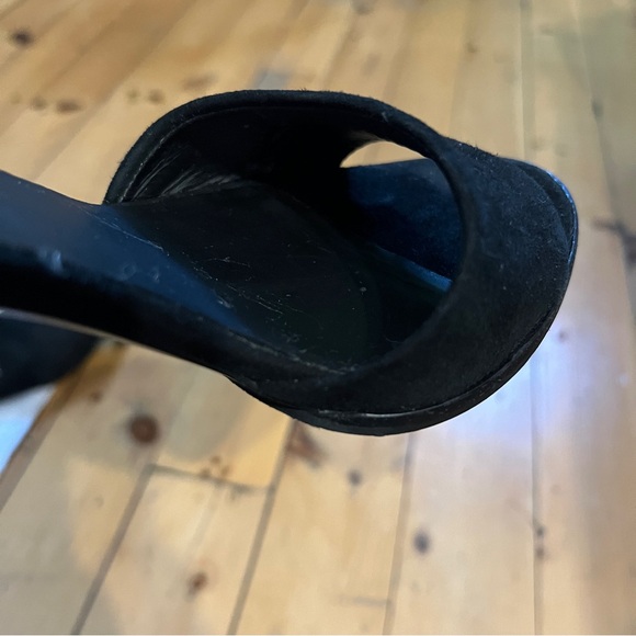 Vince Adley Suede Ankle Strap Sandal - Picture 13 of 14